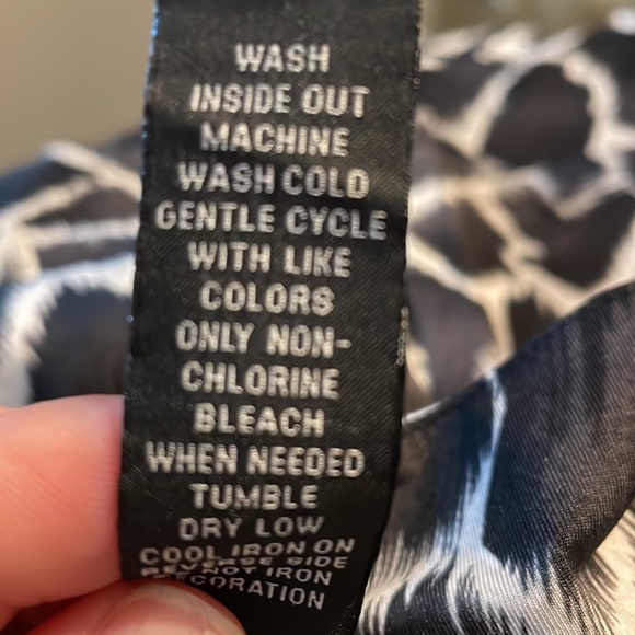 INC International Concepts Long Sleeve Blouse with Clasp Closure in Front Size S - Picture 6 of 8